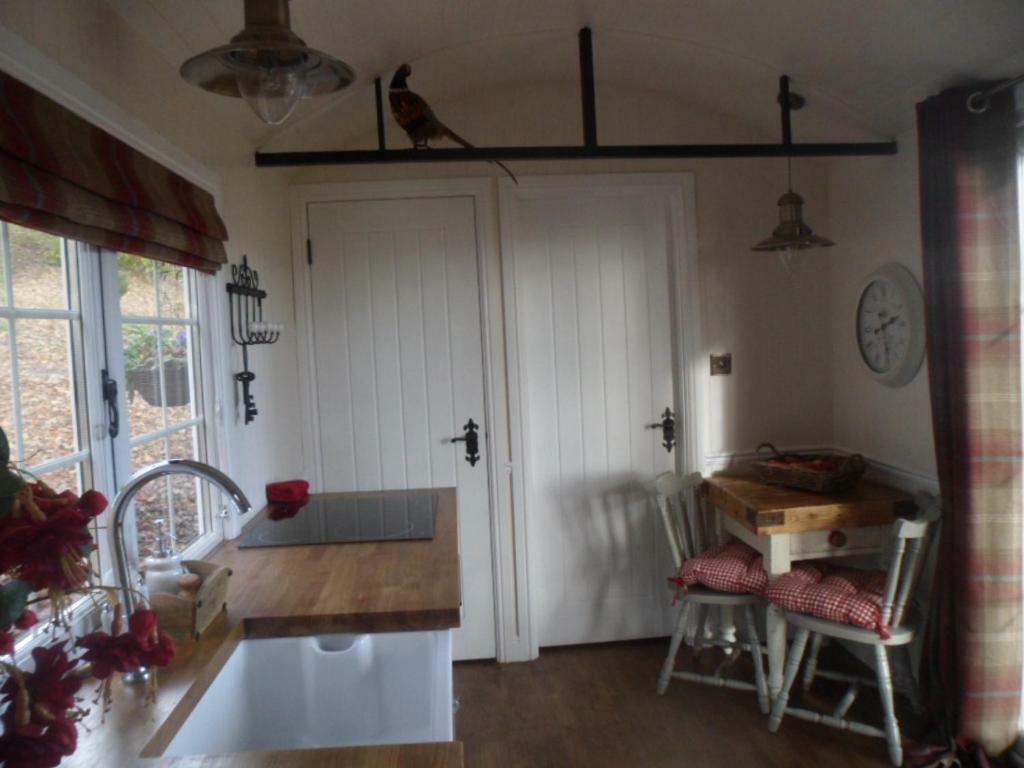 Borthwickbrae Shepherd'S Hut Hawick Buitenkant foto